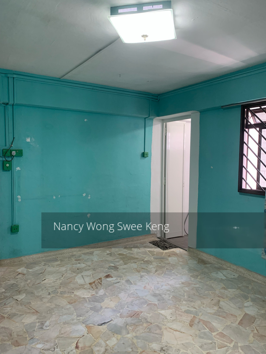 Blk 303 Jurong East Street 32 (Jurong East), HDB 3 Rooms #198608282